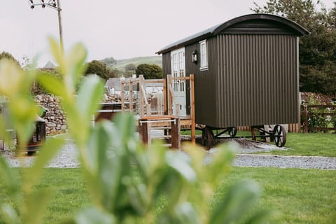 shepherds hut exterior