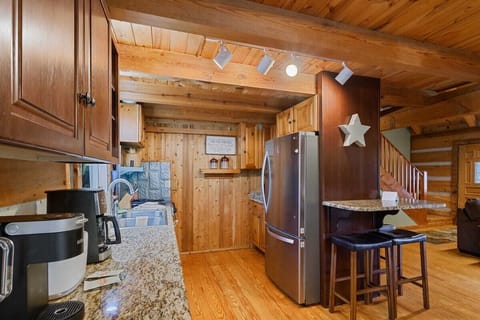 Grandfather Vista kitchen.