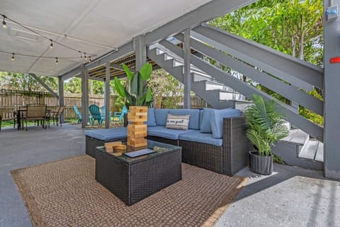 Tranquil Tide Lounge Area, Games, Outdoor Dining and Grill