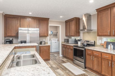 Fully equipped kitchen