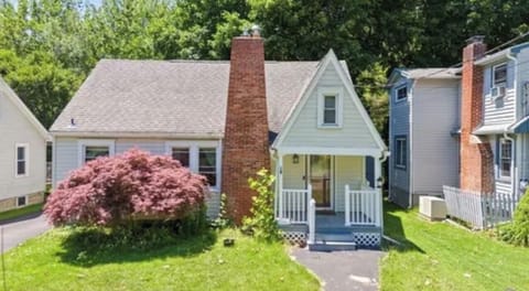 Cozy Condo in Vestal