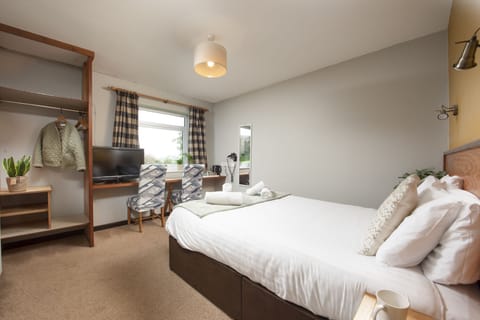 Dog Friendly King Room with Work Space