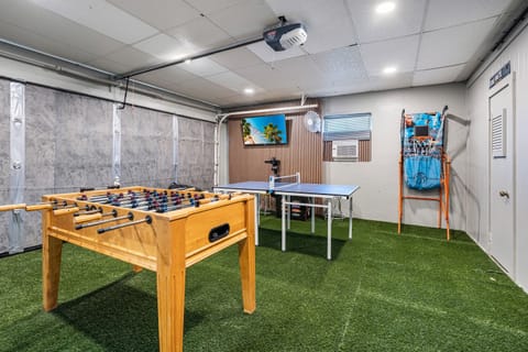 Game room - Foosball, Table Tennis, Basketball arcade, Arcade videogames, Connect four