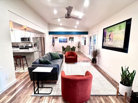 The living space is modern and open with lots of space to relax and enjoy the surroundings.