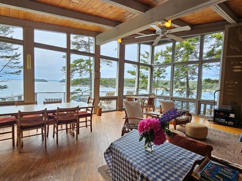 Open concept with STUNNING views!