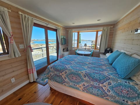 Queen Bed