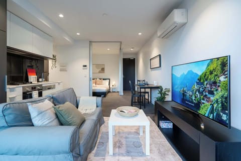 Well design compact home 