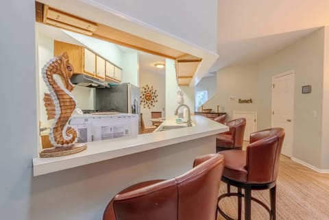 High counter tops with stools for a nice lunch after a day at the beach!