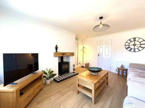 Living Room / Lounge
