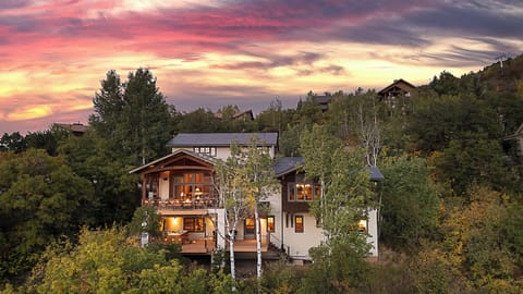 Aerial view of Valley View Retreat