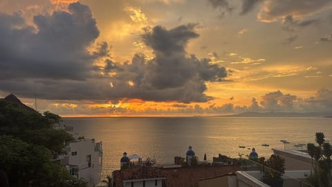 Gorgeous sunsets and views!