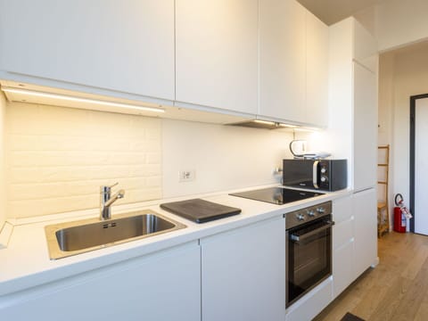 Recreation, Leisure, Shade, Outdoor Furniture, Park, Vacation, Eco Hotel, Resort, Deck