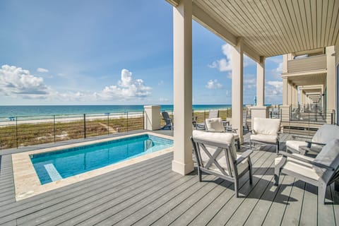 Vivianna #5 - Second Floor - Pool Deck