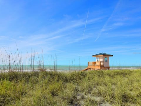 Tortuga Unit 205 - Tropical Sand Accommodations