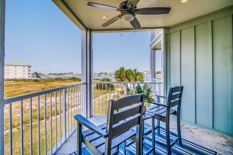 Jubilee Landing Unit 111 - Balcony