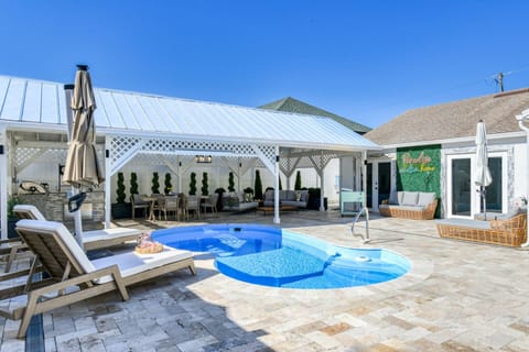 Lounge in the warmth of the Florida sun, splash in the pool, and enjoy meals outside. Many memories are sure to be made here.