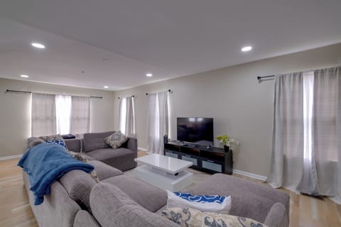 Silver Spring Vacation Rental | 4BR | 2.5BA | 1,472 Sq Ft | Stairs Required