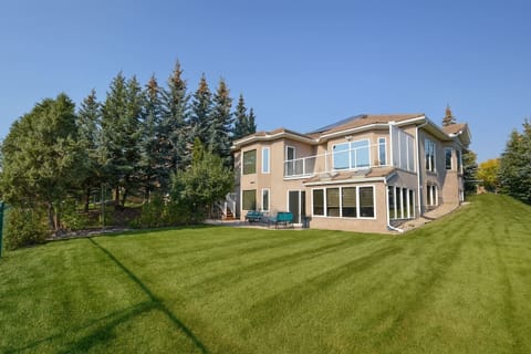 Spacious, Well-Maintained Yard | Perfect for Outdoor Relaxation