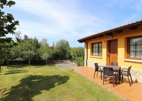 Property building,Garden,Balcony/Terrace,Floor plan,Garden view