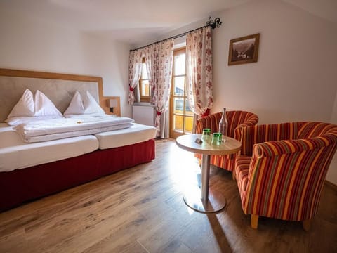 Double room Ursprung with balcony M - Vogl's Nest House in Salzburgerland