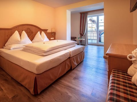 Simply being - Junior suite with balcony "Back then" L - Vogl's Nest House in Salzburgerland