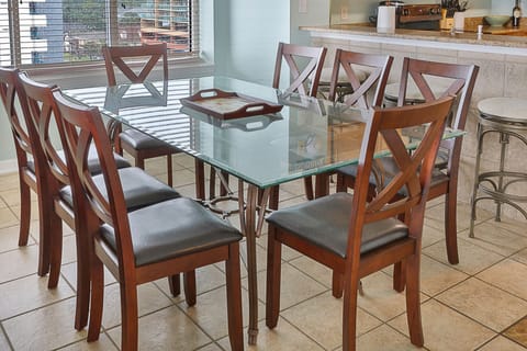 Dining area with seating for 8