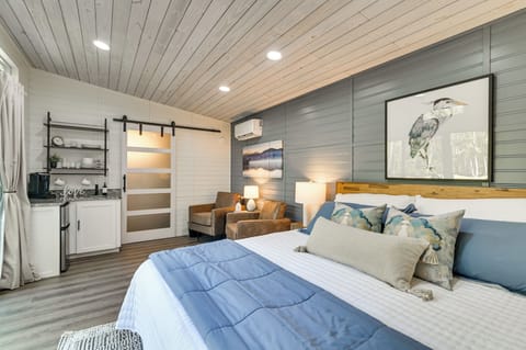 Cherokee Vacation Rental | Studio | 1BA | 308 Sq Ft | 4 Steps to Enter
