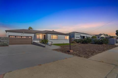 Path, Walkway, Garage, Indoors, Building