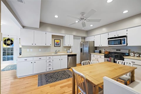 Great kitchen, fully equipped