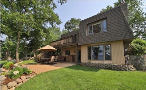 Chalet inspired main cabin