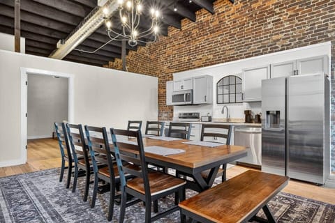 We have 2 loft apartments available to rent. This is Suite 1 - The Courthouse Loft. Rent Suite 2 - The Balcony Loft as well and gather everyone together for a meal or game night!