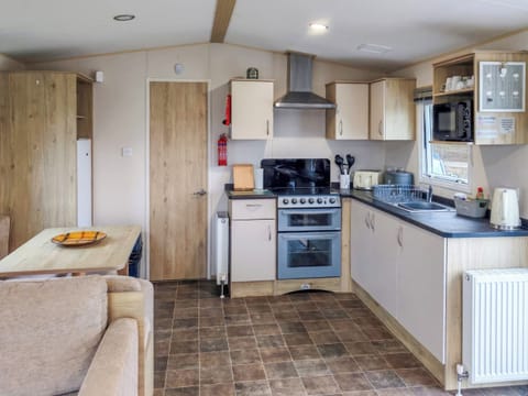 Kitchen | Lapras, Thorness near Cowes