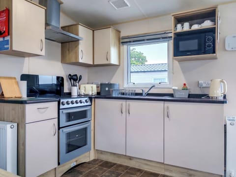 Kitchen | Lapras, Thorness near Cowes