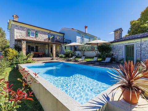 Blue, House, Residential Area, Swimming Pool, Home, Estate, Human Settlement, Resort, Villa, Cottage