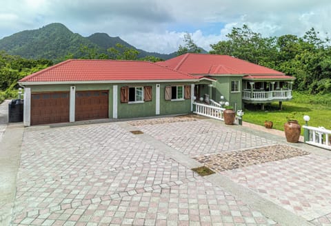 Front Yard with Amazing View of Mountains