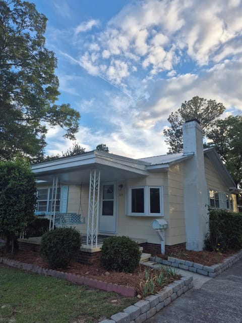 Front view of the home.
