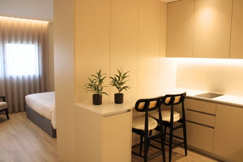 View (from property/room),Kitchen or kitchenette,Bedroom