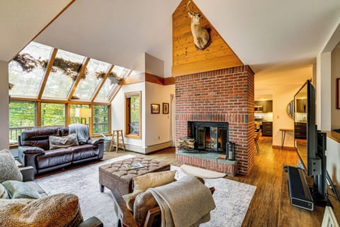 Plymouth Vacation Rental | 4BR | 3BA | 2,100 Sq Ft | 1 Step to Enter