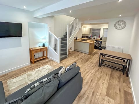 Open plan living and dining area