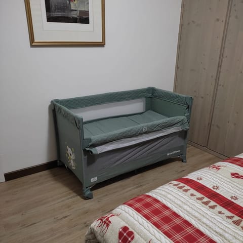 Apartment 'Casetta Gialla' with Private Terrace Apartment in Friuli-Venezia Giulia