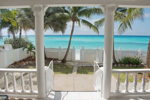 Panoramic view of the Caribbean Sea