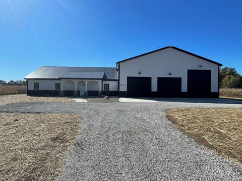 Main House (Barn not accessible to renters)