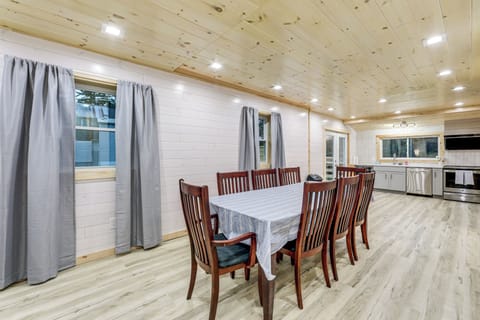 Dining Area | 1st Floor | Dishware & Flatware Provided