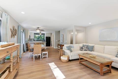 The open floor plan of the second level of your home.