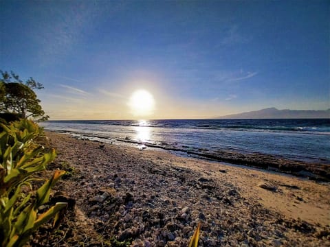The view of Temae beach