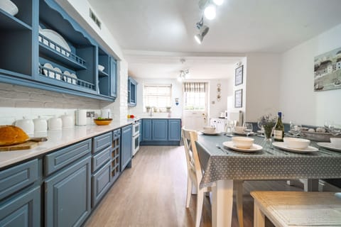 Ground floor: Kitchen/ dining room