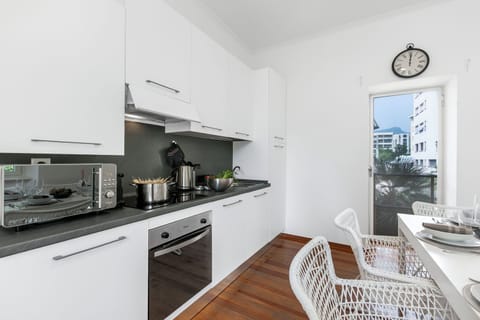 Kitchen and dining area