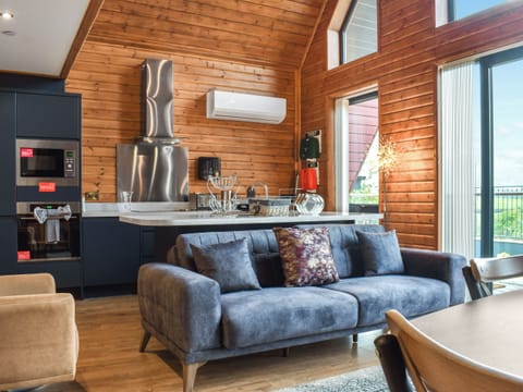 Open plan living space | Briallen - Primrose - Nantsidyll Holidays & Spa, Mydroilyn Lampeter