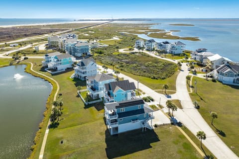 Welcome to Beautiful Pointe West on Galveston Island!