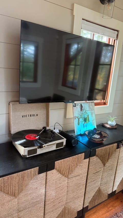 The Victrola and bluetooth, bring your vinyls
